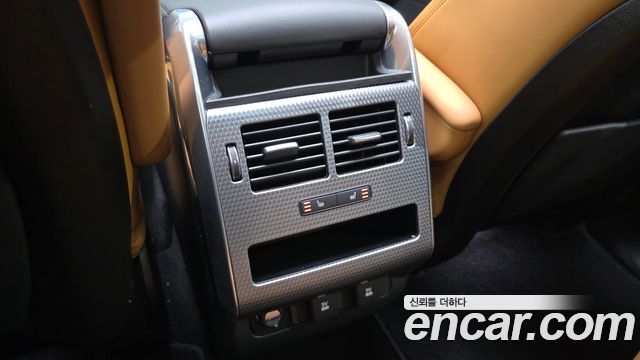 Land Rover Range Rover Sport 3.0 SDV6 HSE Dynamic