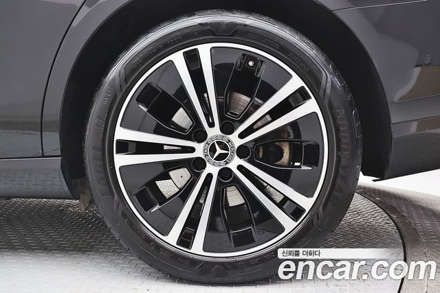 Mercedes-Benz E-Class E250 Avantgarde