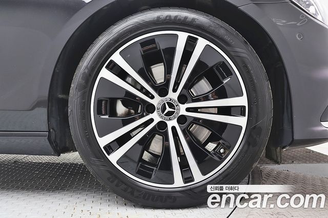 Mercedes-Benz E-Class E250 Avantgarde