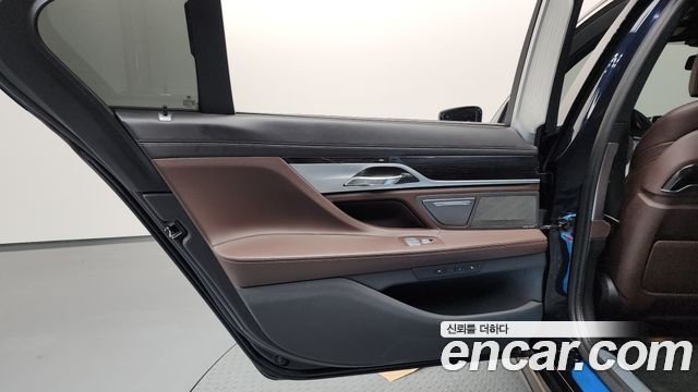 BMW 7-Series 730Ld xDrive M Sport