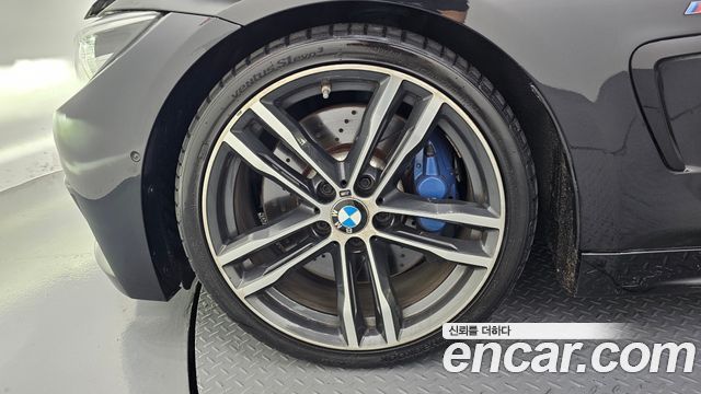 BMW 4-Series 430i M Sport Convertible