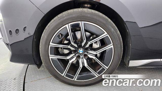BMW 7-Series 740d xDrive M Sport