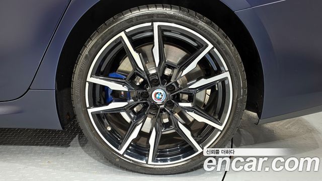 BMW 8-Series M850i xDrive First Edition Gran Coupe