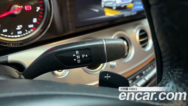 Mercedes-Benz E-Class E200 Avantgarde