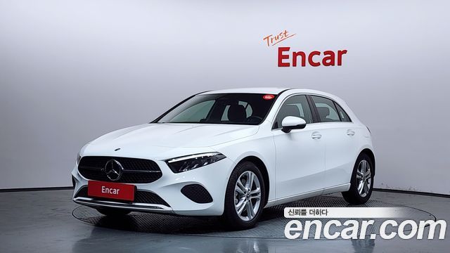 Mercedes-Benz A-Class A220 Hatchback