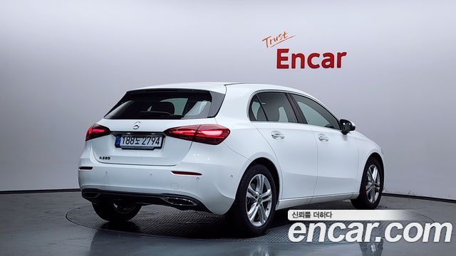 Mercedes-Benz A-Class A220 Hatchback