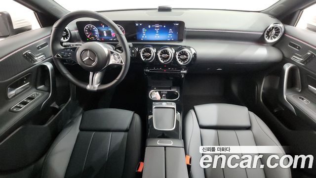 Mercedes-Benz A-Class A220 Hatchback