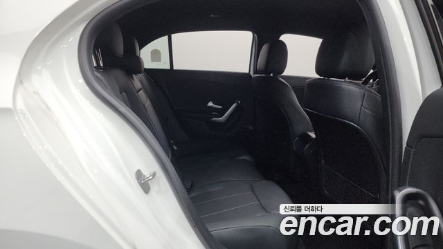 Mercedes-Benz A-Class A220 Hatchback
