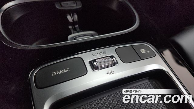 Mercedes-Benz A-Class A220 Hatchback