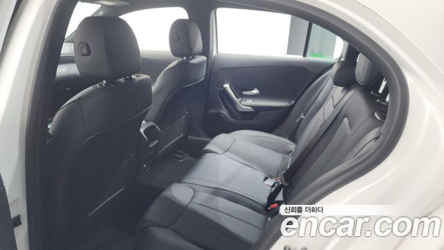 Mercedes-Benz A-Class A220 Hatchback