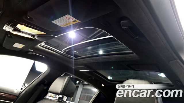 BMW 7-Series 750Li xDrive Prestige