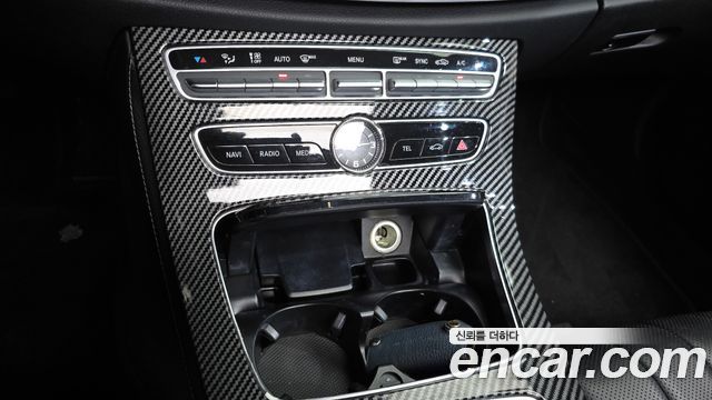 Mercedes-Benz E-Class E300 4MATIC Exclusive