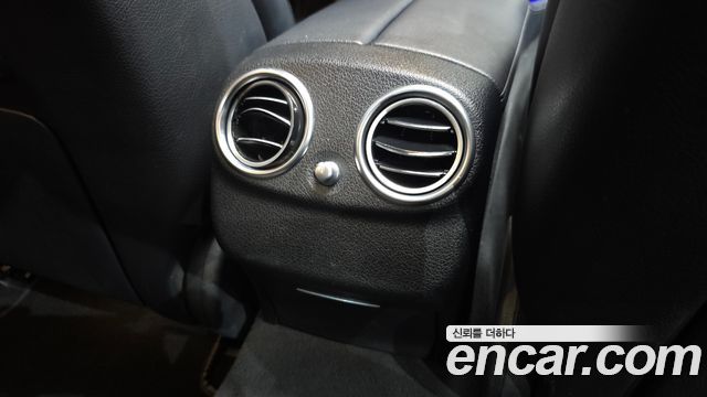 Mercedes-Benz E-Class E300 4MATIC Exclusive