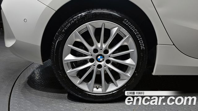 BMW 1-Series 118d Joy First Edition