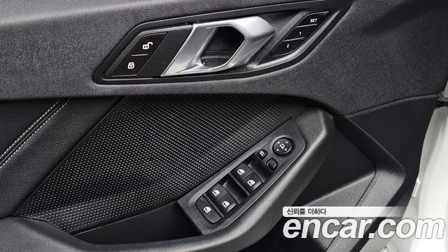 BMW 1-Series 118d Joy First Edition