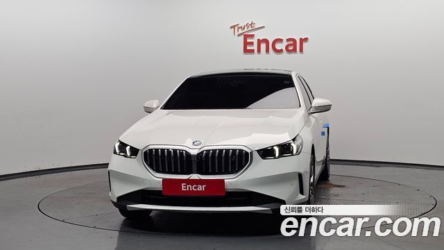 BMW i5 eDrive 40