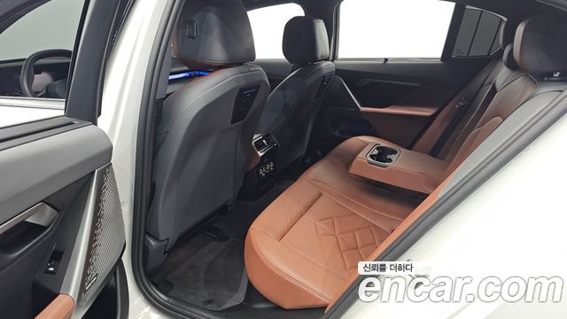BMW i5 eDrive 40