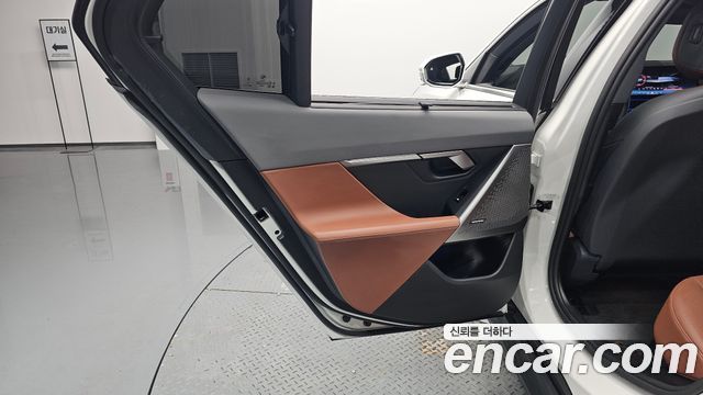 BMW i5 eDrive 40