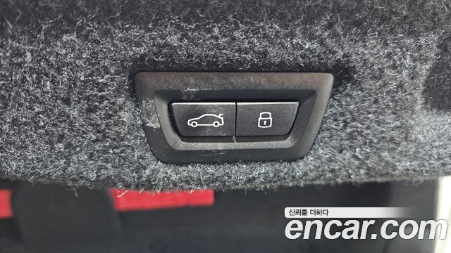 BMW i5 eDrive 40