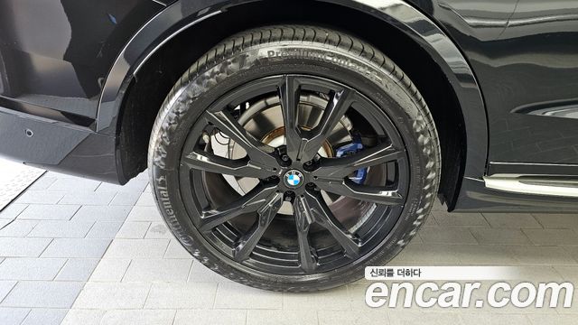 BMW X7 xDrive 40i M Sport 7STR