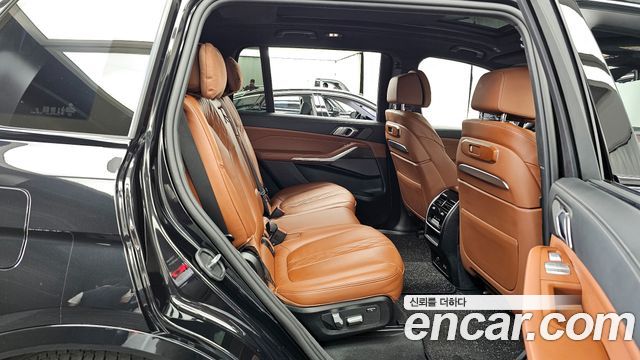 BMW X7 xDrive 40i M Sport 7STR