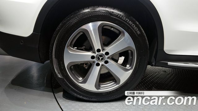 Mercedes-Benz GLC-Class GLC300 4MATIC