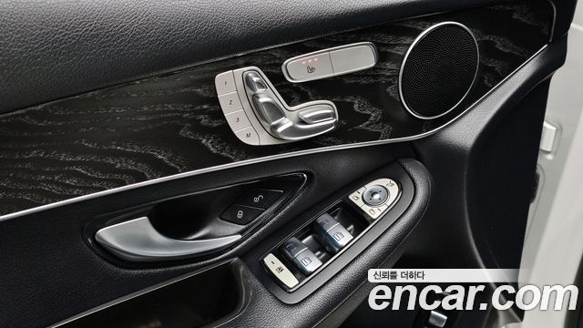 Mercedes-Benz GLC-Class GLC300 4MATIC