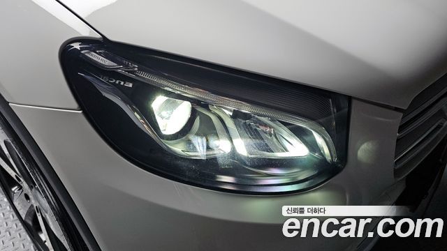 Mercedes-Benz GLC-Class GLC300 4MATIC