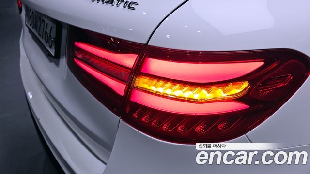 Mercedes-Benz GLC-Class GLC300 4MATIC