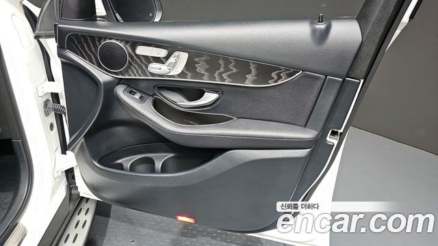 Mercedes-Benz GLC-Class GLC300 4MATIC