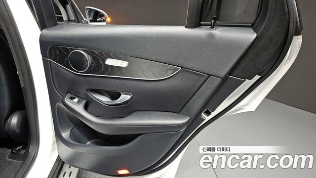 Mercedes-Benz GLC-Class GLC300 4MATIC