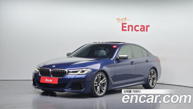 BMW 5-Series M550i xDrive