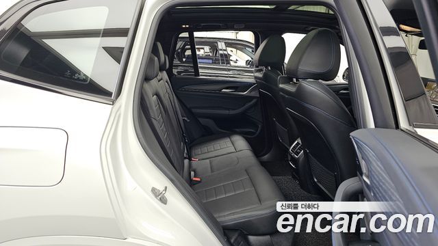 BMW iX3 M Sports