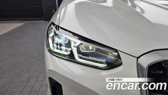 BMW iX3 M Sports