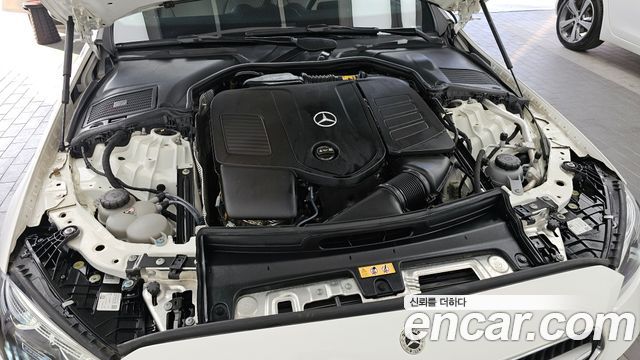Mercedes-Benz C-Class C300 4MATIC Avantgarde