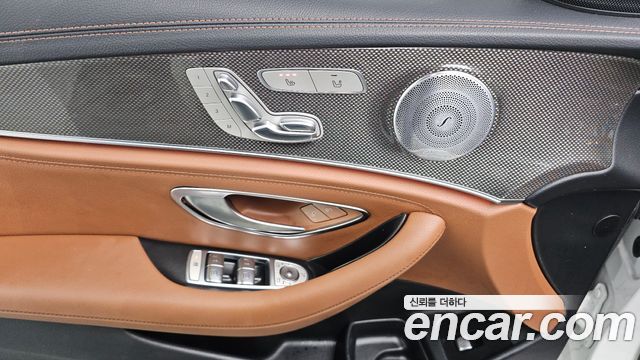 Mercedes-Benz E-Class E300 4MATIC AMG Line