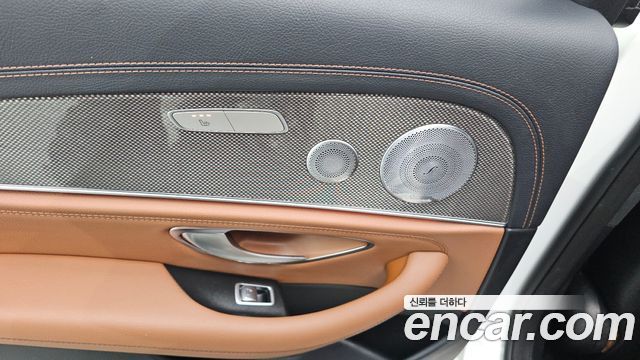 Mercedes-Benz E-Class E300 4MATIC AMG Line