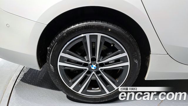 BMW 2-Series 220i Sport