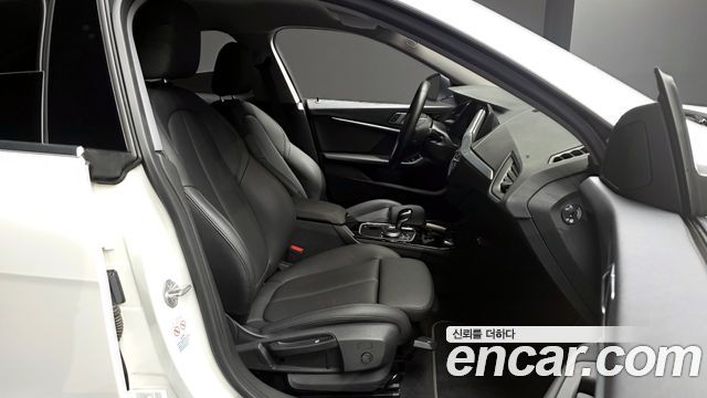 BMW 2-Series 220i Sport