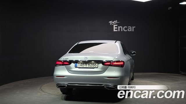 Mercedes-Benz E-Class E250 Avantgarde