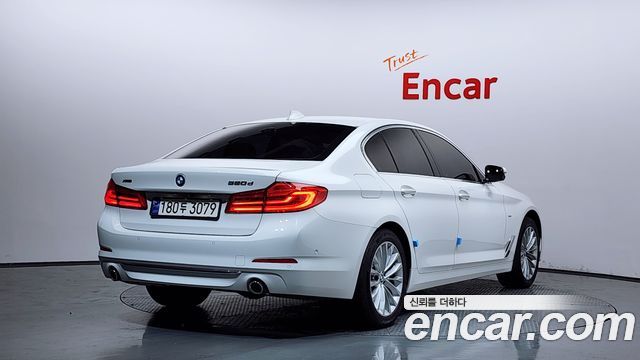 BMW 5-Series 520d xDrive Luxury Plus