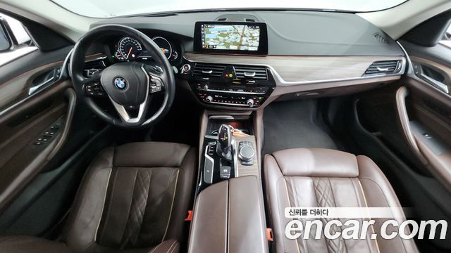 BMW 5-Series 520d xDrive Luxury Plus