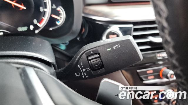 BMW 5-Series 520d xDrive Luxury Plus
