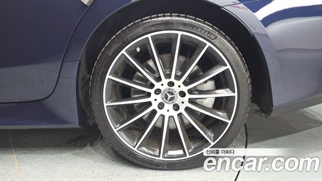 Mercedes-Benz CLS-Class CLS450 4MATIC AMG Line