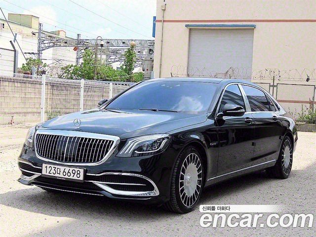 Mercedes-Benz S-Class Maybach S560 4MATIC