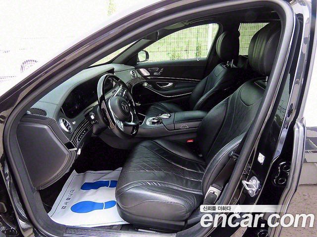 Mercedes-Benz S-Class Maybach S560 4MATIC