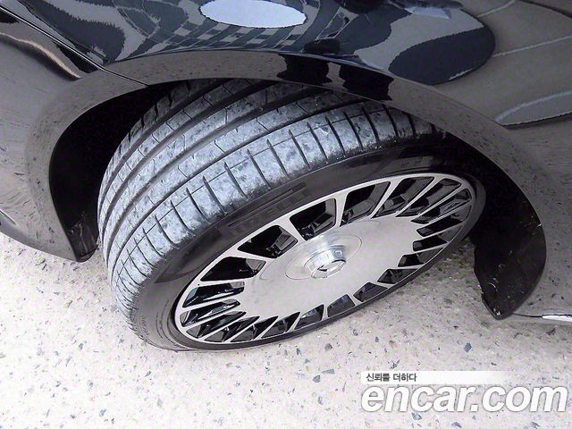Mercedes-Benz S-Class Maybach S560 4MATIC