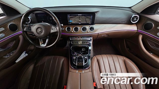 Mercedes-Benz E-Class E300 Exclusive