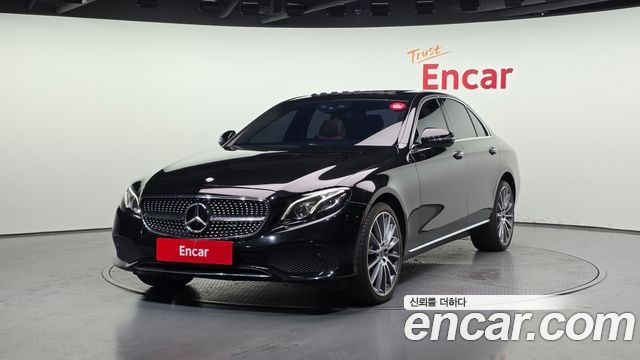 Mercedes-Benz E-Class E220d 4MATIC Avantgarde