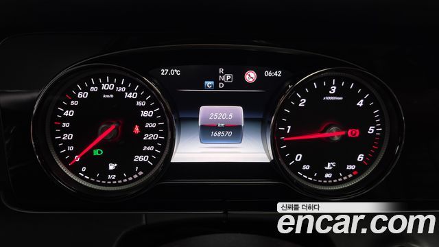 Mercedes-Benz E-Class E220d 4MATIC Avantgarde